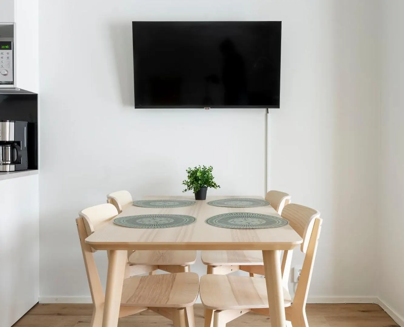 Studio Brita Helsinky 0*,